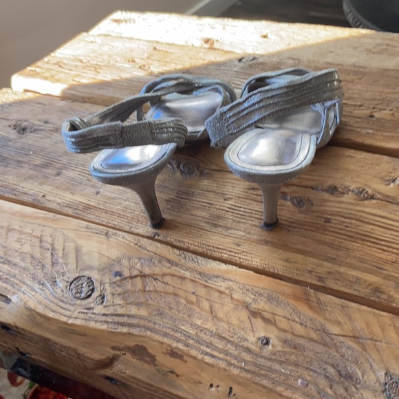 Sliver sandals - Picture 3 of 4